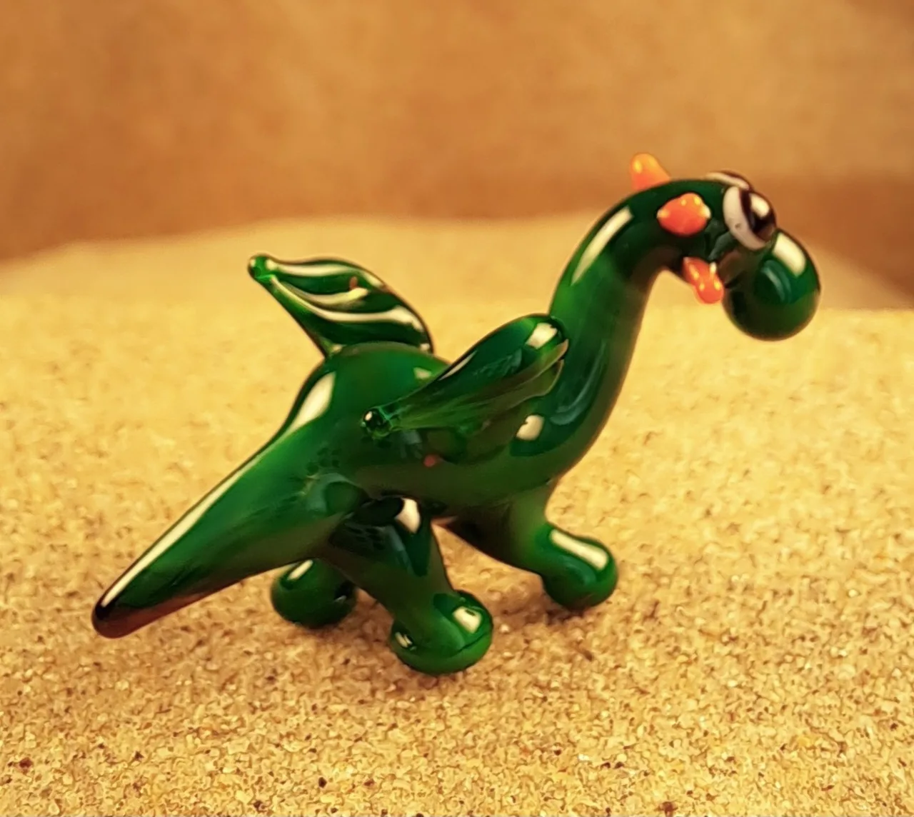 Skleněná figurka zeleného draka