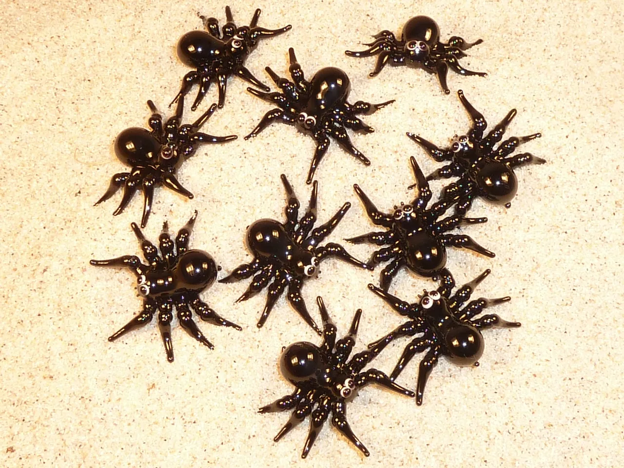 Skleněná figurka pavouka