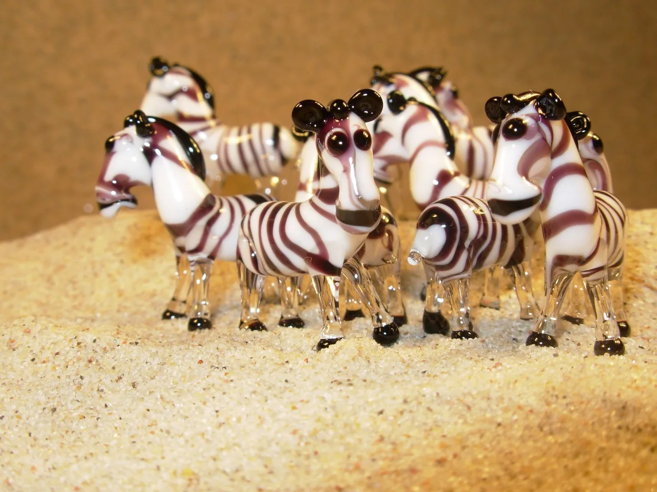 Skleněná figurka zebry