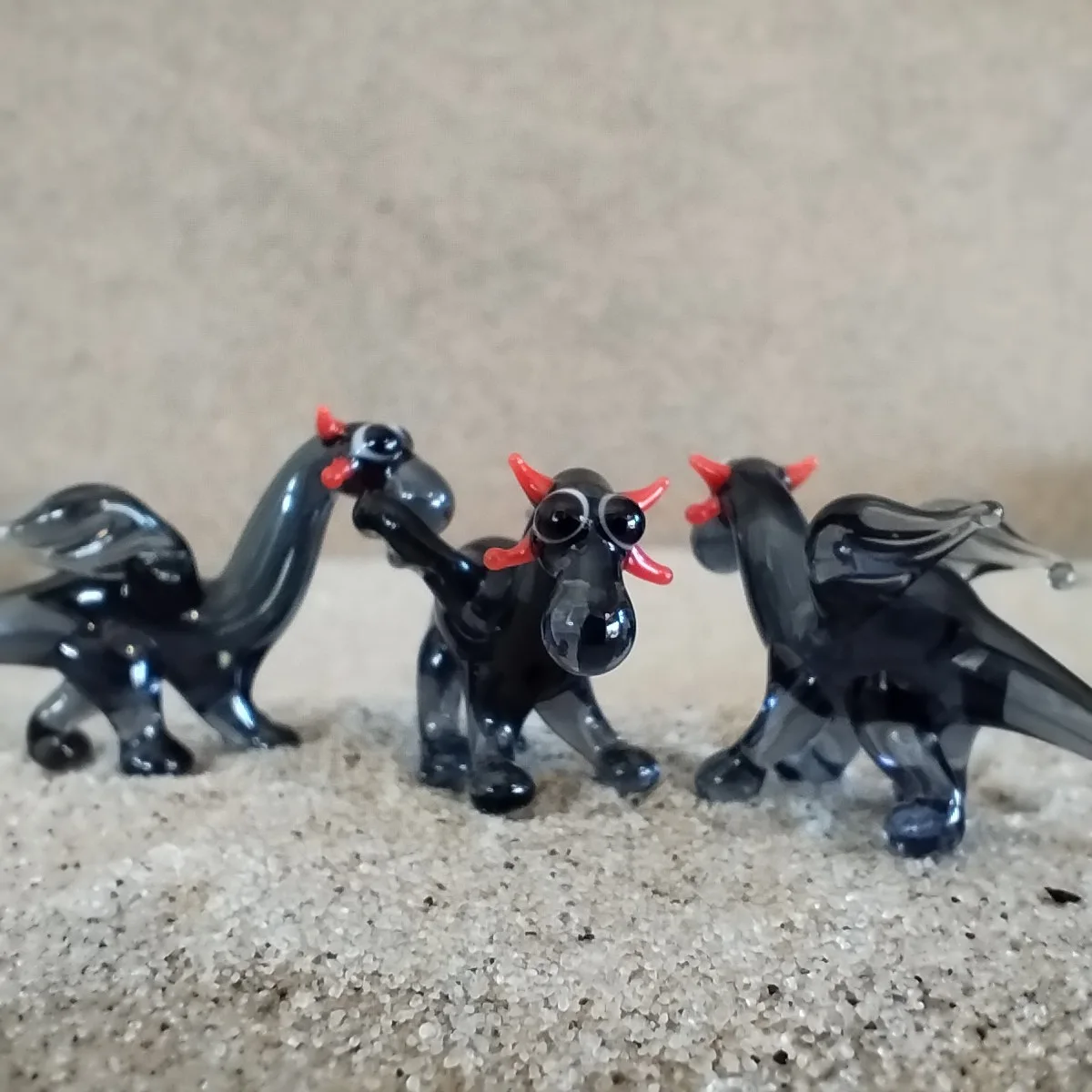 Skleněná figurka draka