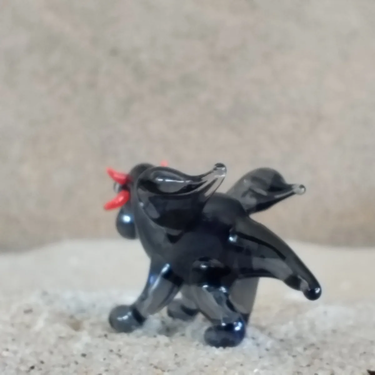 Skleněná figurka draka