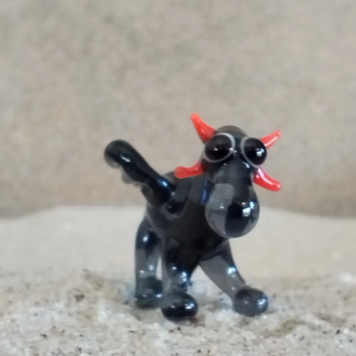 Skleněná figurka draka