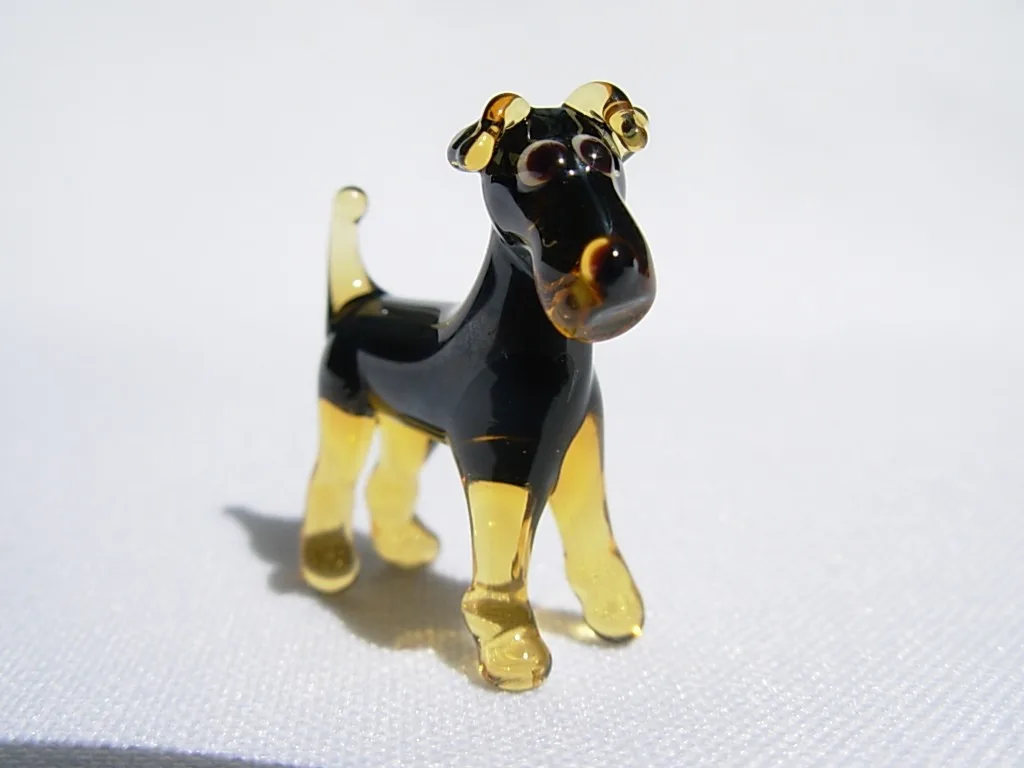 Skleněná figurka erdelteriéra
