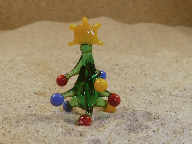 Skleněná figurka stromku